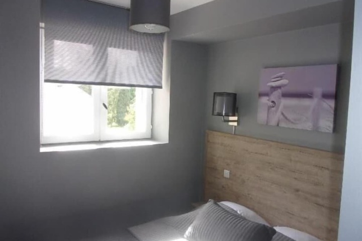 Room 14 of 50