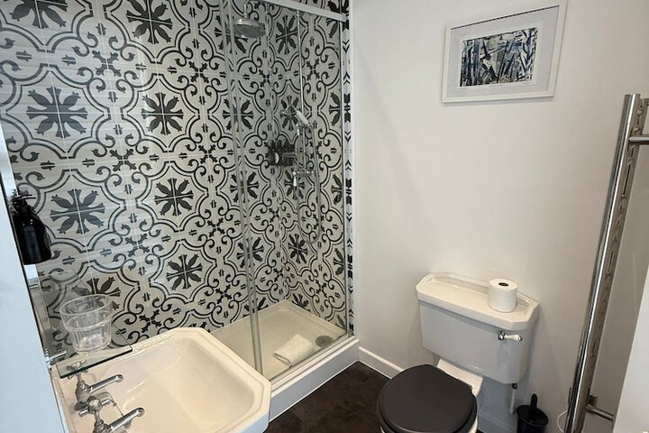 Room 59 of 104