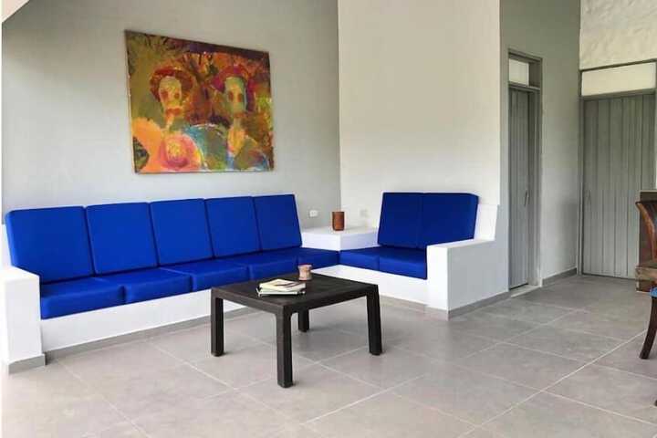 Room 3 of 7
