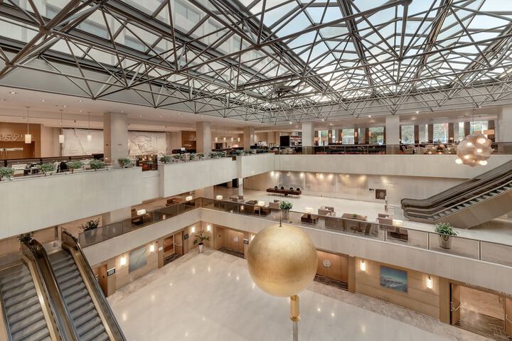 Guest Lobby