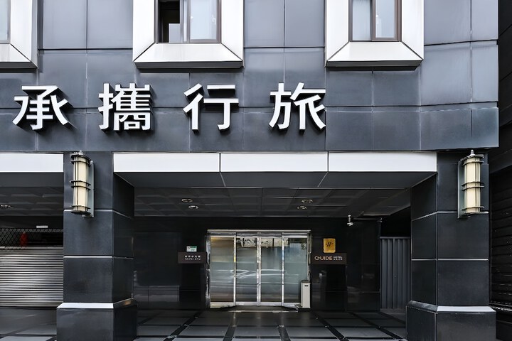 Hotel 115 of 120