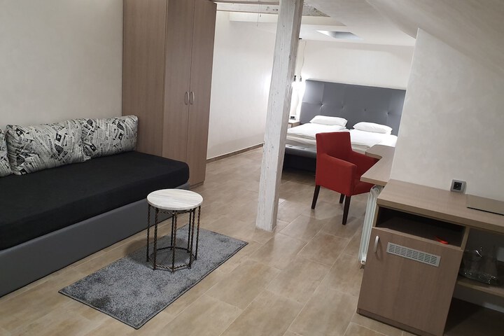 Room 8 of 58