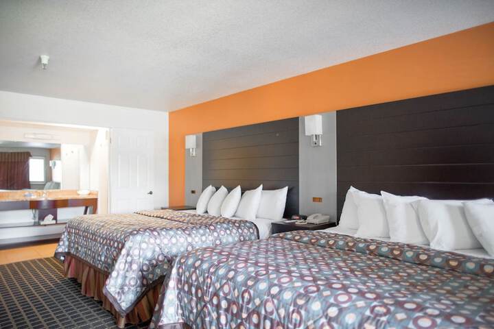 Standard with 1 King Bed (28 of 30)