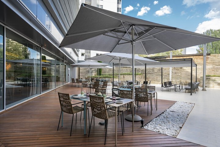 Terrace/Patio 57 of 60