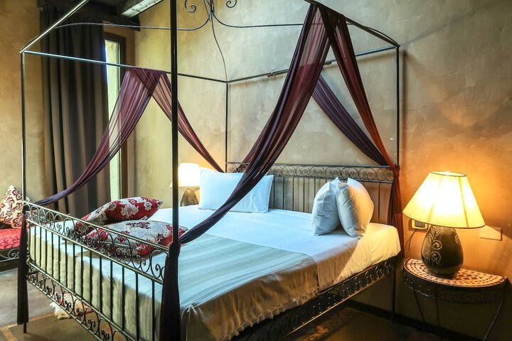 Room 9 of 70