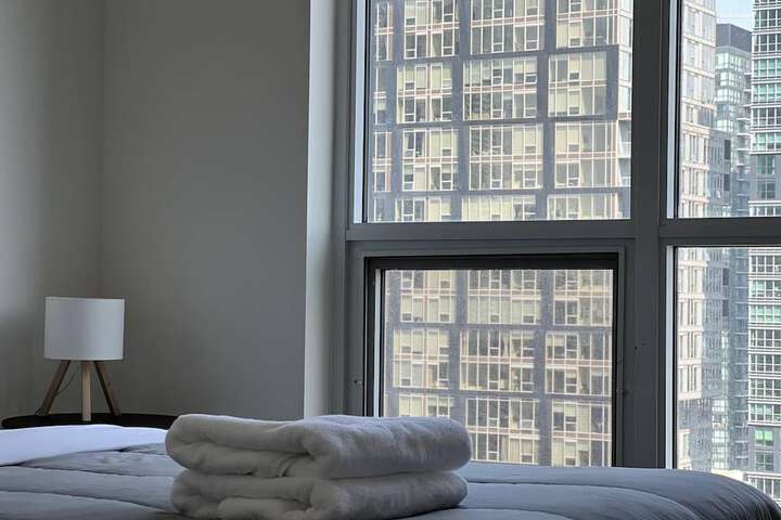 Room 83 of 448