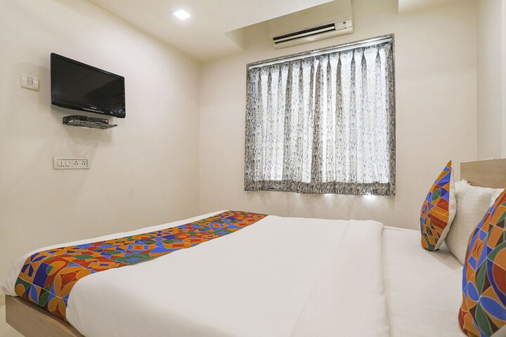 Room 21 of 40