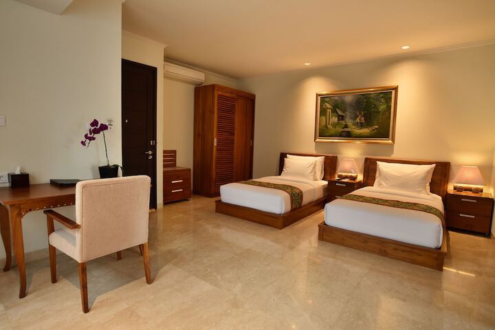 Room 21 of 82