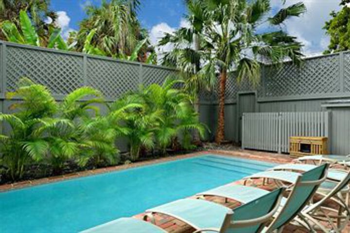 Pool 46 of 51