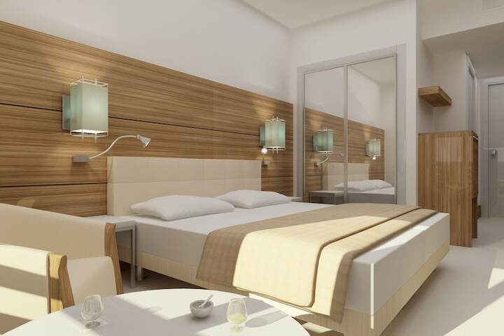 Room 10 of 47
