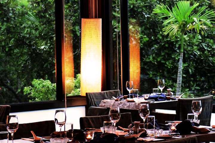 Dining 21 of 36