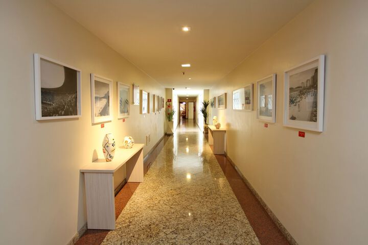Ballroom/Hall 83 of 90