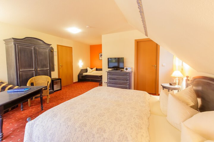 Room 15 of 55