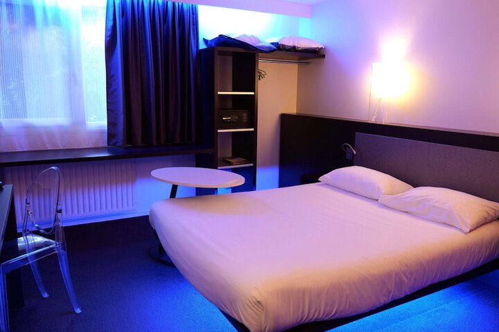 Room 21 of 79