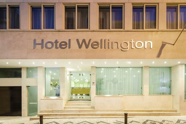Hotel 74 of 76