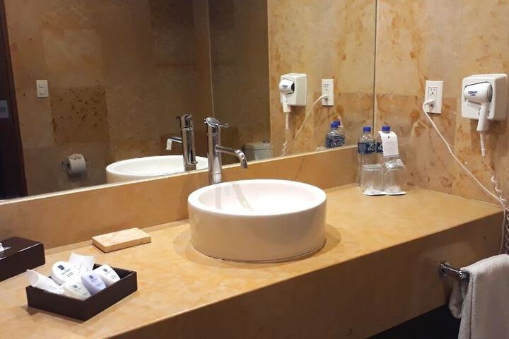Clean Restrooms