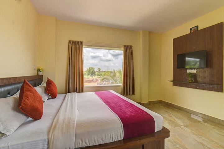 Room 21 of 34