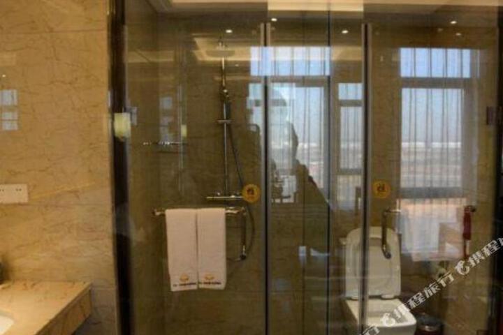 General 8 of 23
