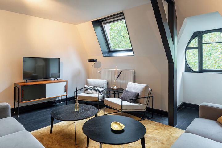 Room 42 of 67