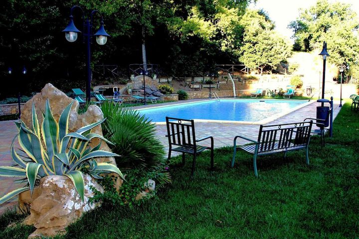 Hotel with Pool
