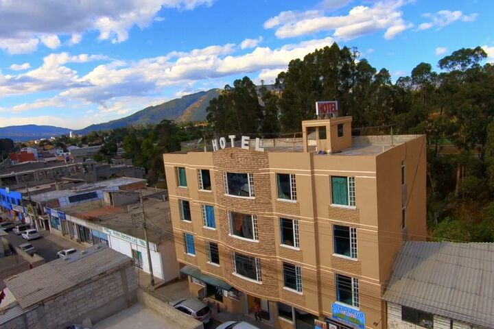 HOTEL DEL RIVER
