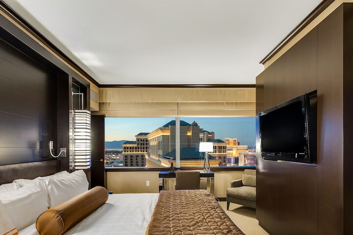 Room 28 of 124