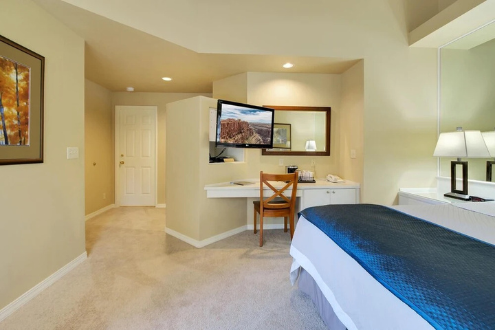 Room 2 of 14