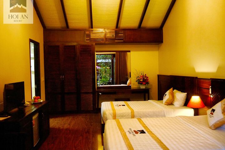 Room 16 of 50