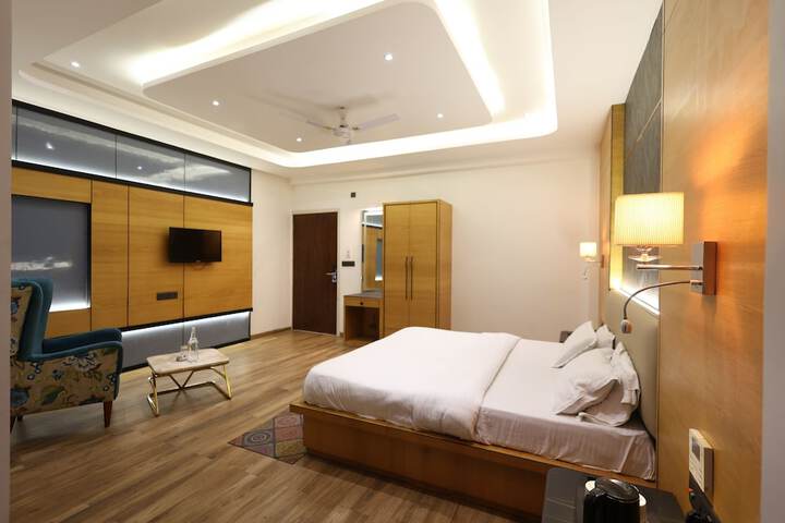 Room 34 of 54