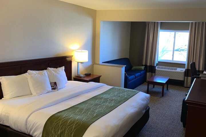 Room 5 of 38