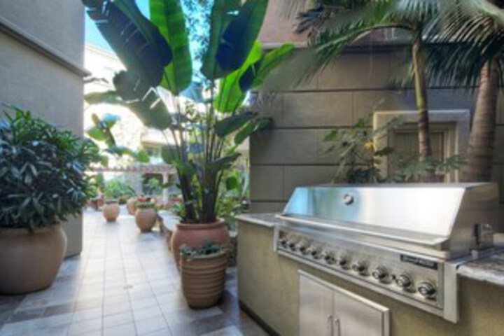 Property Grounds 6 of 28