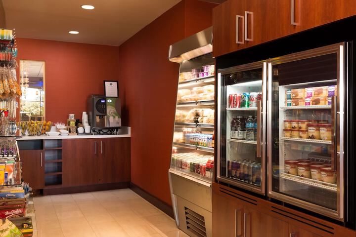 Snack bar