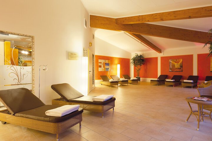 Spa 19 of 42
