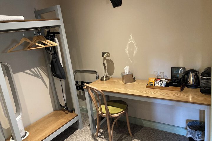Room 2 of 23