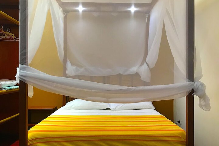 Room 6 of 85