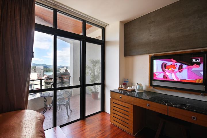 Hotel Interior 10 of 137