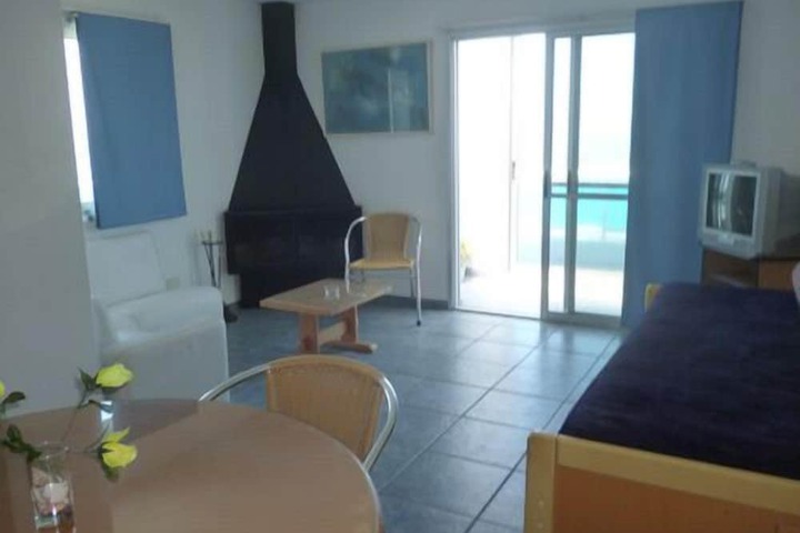 Room 21 of 49