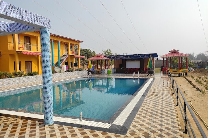 Pool 46 of 63