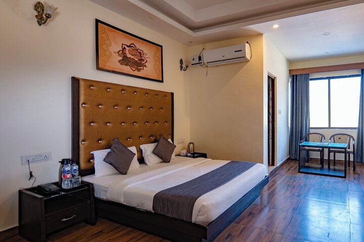 Room 56 of 114