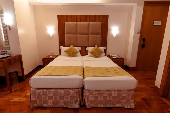 Room 30 of 117