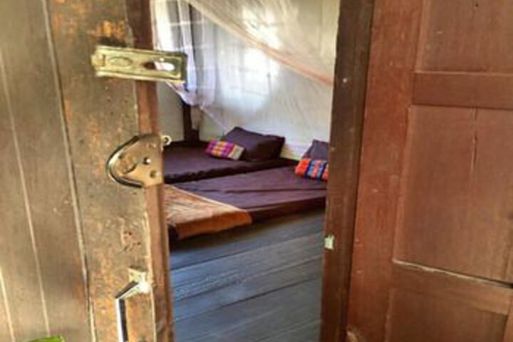 Room 15 of 28