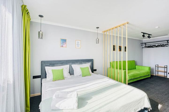 Room 8 of 31