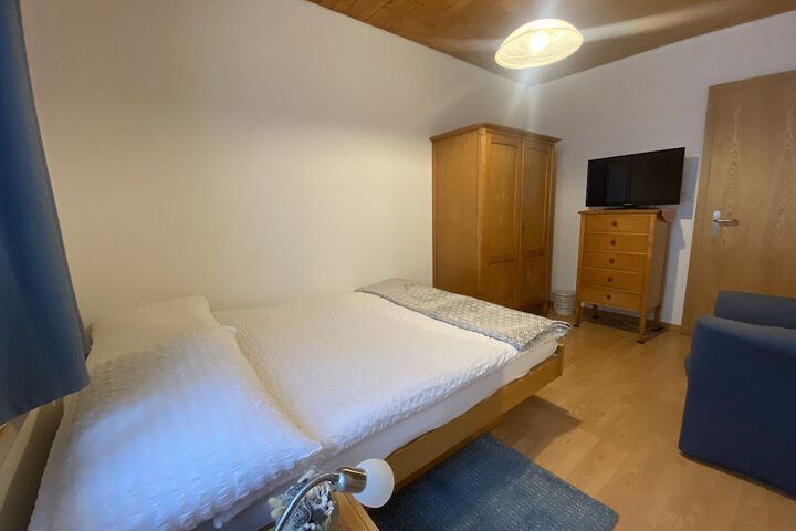 Room 13 of 75