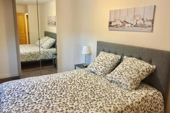Room 4 of 14