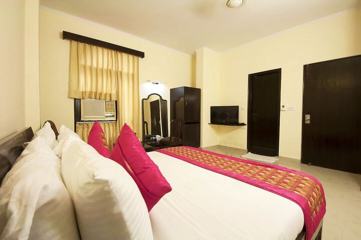 Room 29 of 52