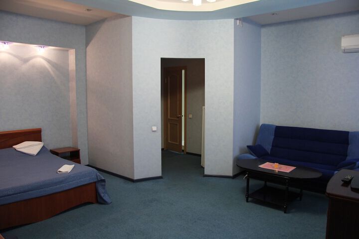 Room 5 of 53