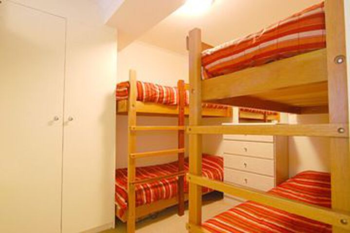 Room 5 of 13