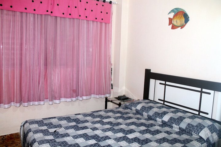 Room 5 of 17