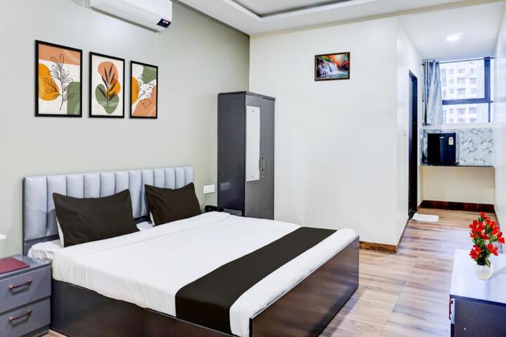 Super Collection O Pashan-Sus Road Baner Formerly Grey Stone