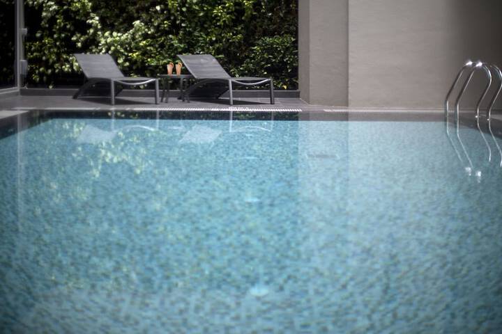 Hotel with Pool